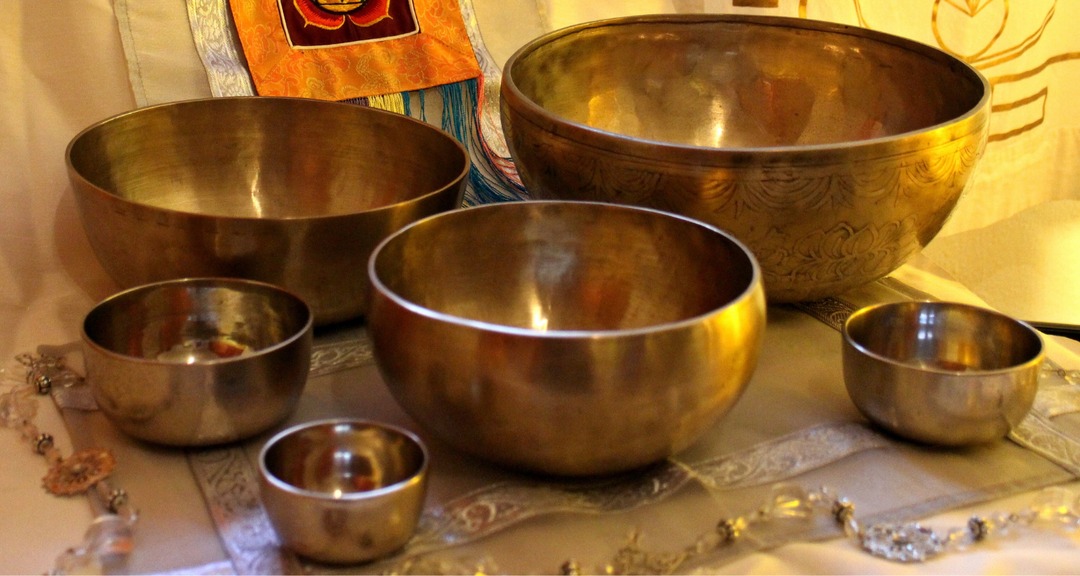 Creating a Peaceful Atmosphere with Brass Urli Bowls